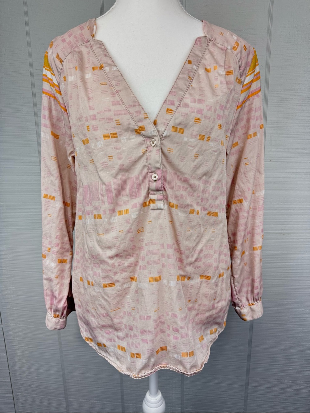 prAna Pink Geometric Woven Henley Blouse Top Long Sleeve V-Neck Button M